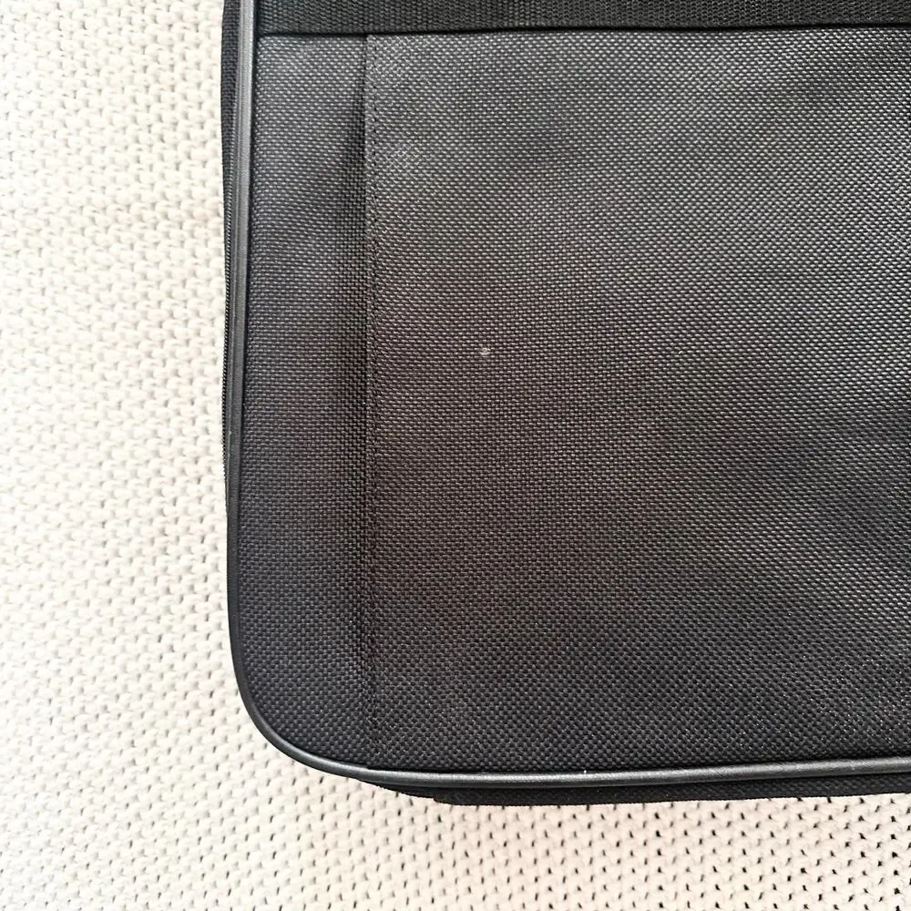 Samsonite Black Silhouette Suit Bi-Fold Garment Bag Fold Travel Shoulder Strap